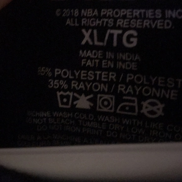 Toronto Raptors Camo basketball claw Logo Official NBA super soft tee Womens XL - Picture 5 of 5